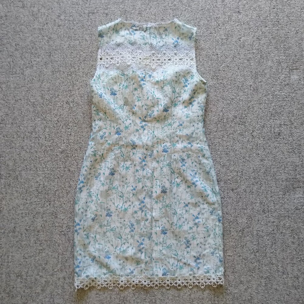 Ellie Tahari sleeveless shift dress, cocktail party, wedding guest, Size 10 NWOT - Picture 2 of 5